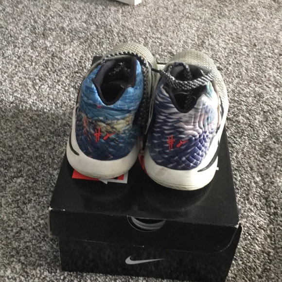Kyrie 2 effect - Picture 2 of 5